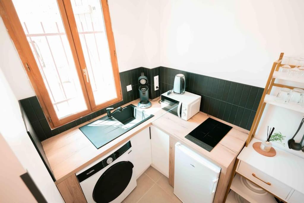 Appartement 3 Grand 2 Pieces En Plein Centre Avec Place De Parking Aix-les-Bains